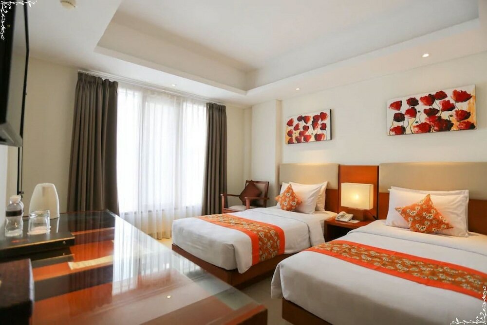 Фото The Sun Hotel & SPA