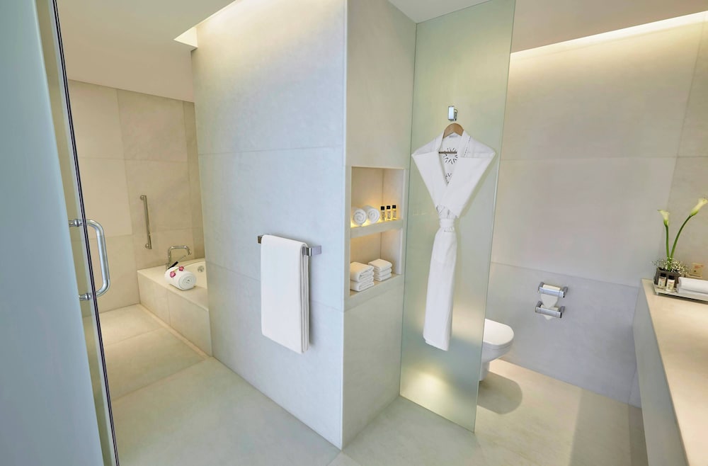 Фото Vivanta New Delhi, Dwarka