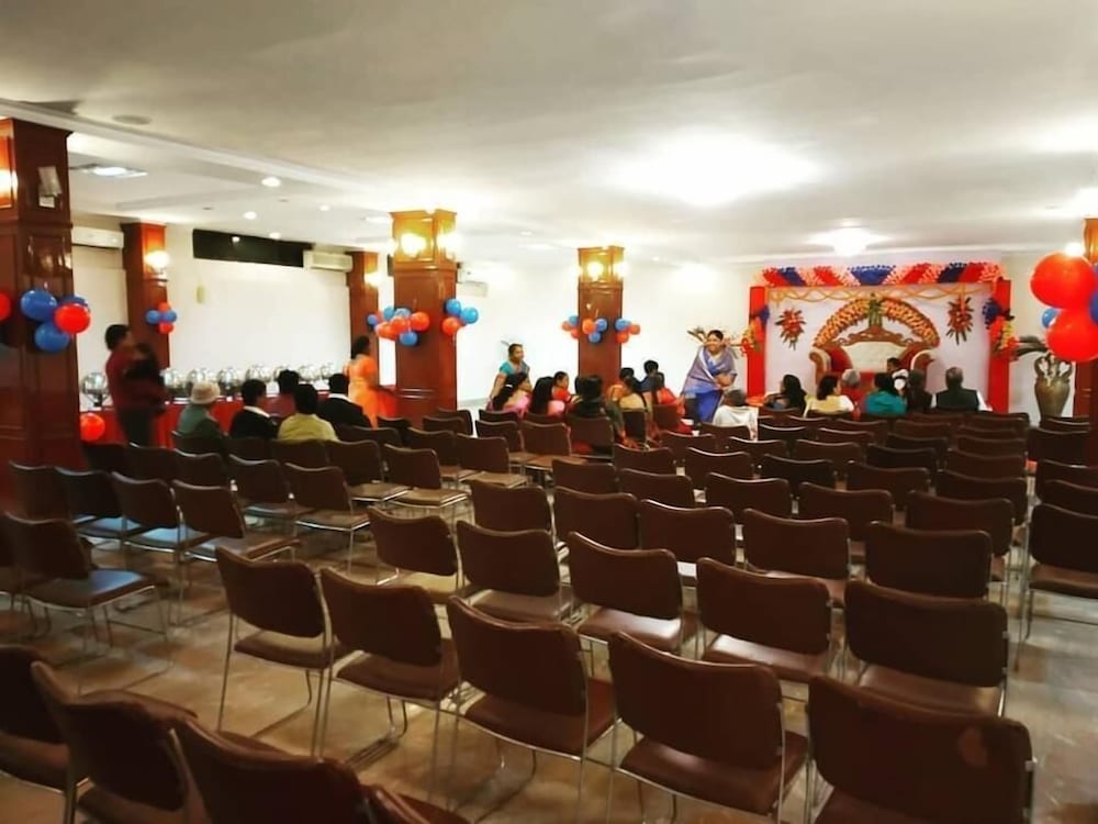 Фото Hotel Sujata
