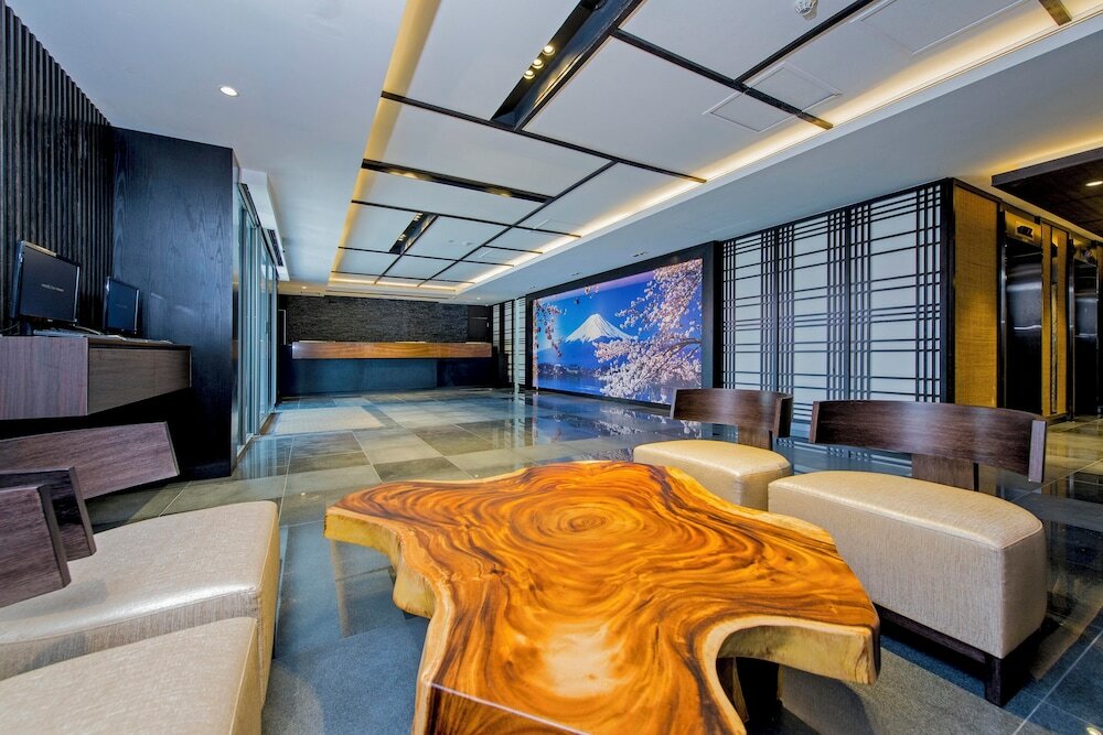 Фото Hotel 81 Premier Star