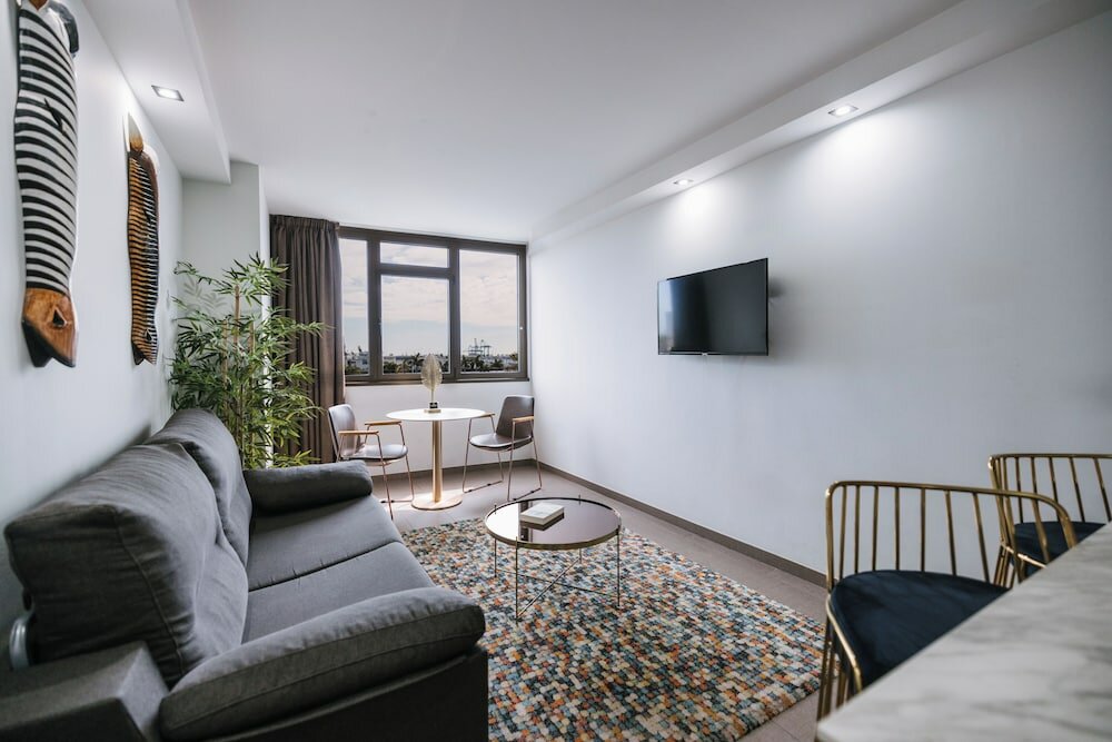Фото Poem Suites