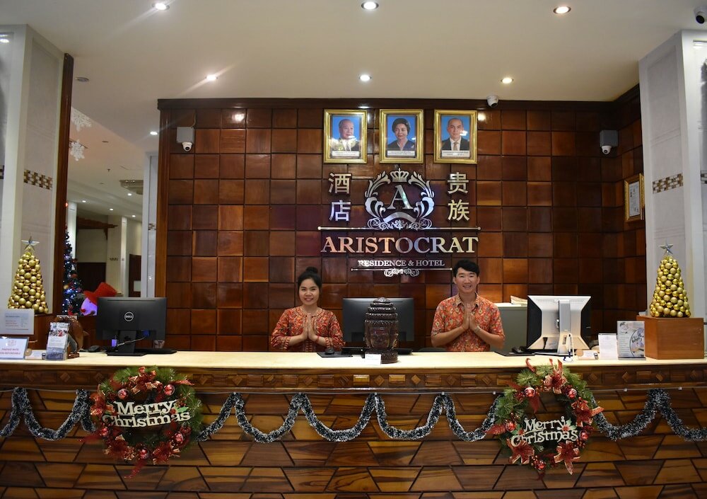 Фото Aristocrat Residence & Hotel