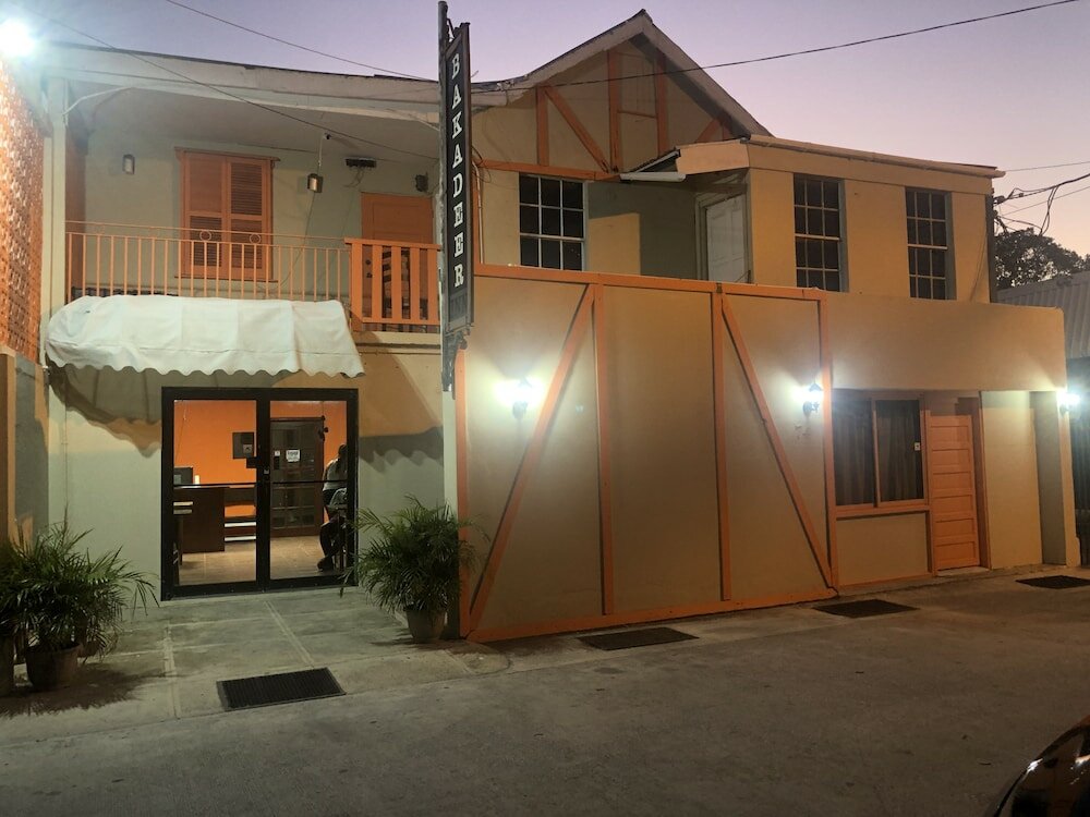 Фото отеля 1