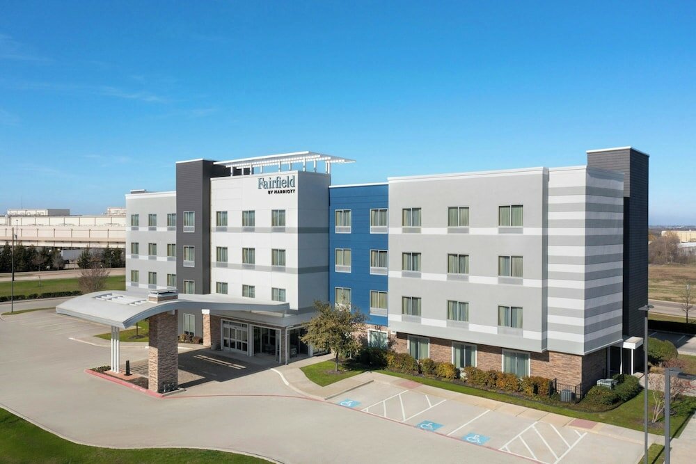 Фото Fairfield Inn & Suites Dallas West/i-30
