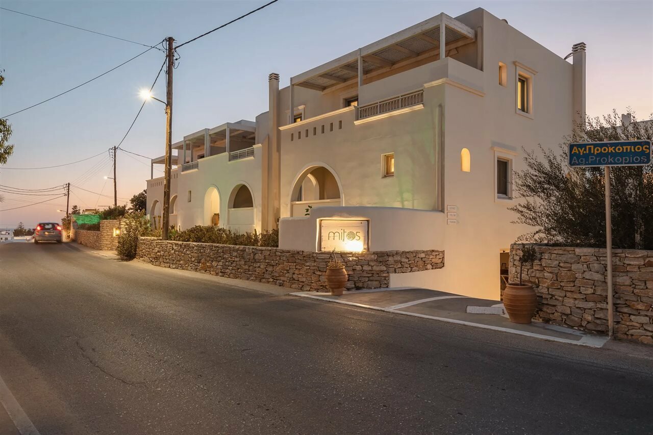 Фото Mitos Suites