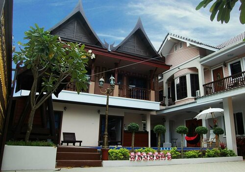 Nasuk House