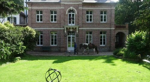 Гостиница Chambres d'hôtes le Loubarré в Бетюне