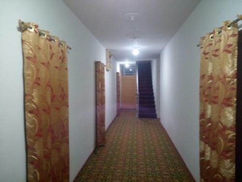 Гостиница Shafeeq Guest House в Джамму и Кашмире