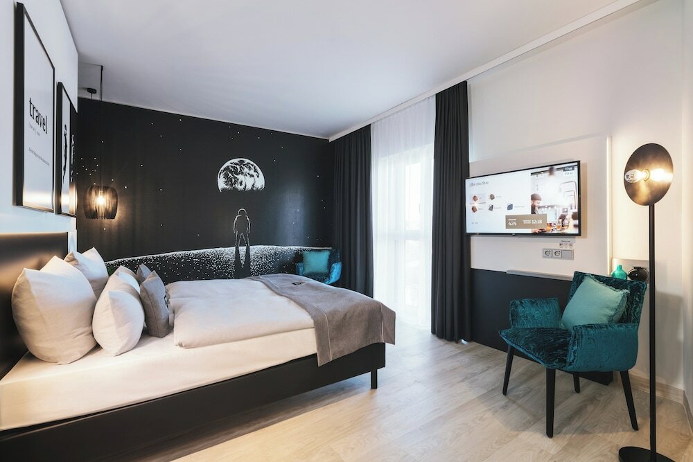 Фото The niu Star