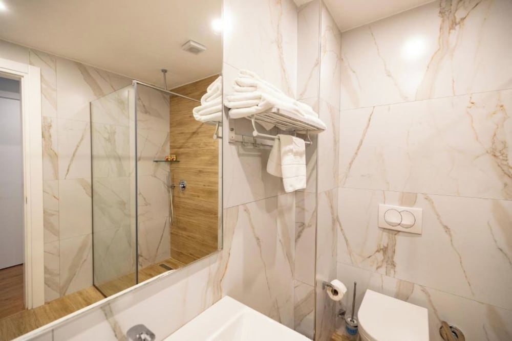 Фото Duka Hotel