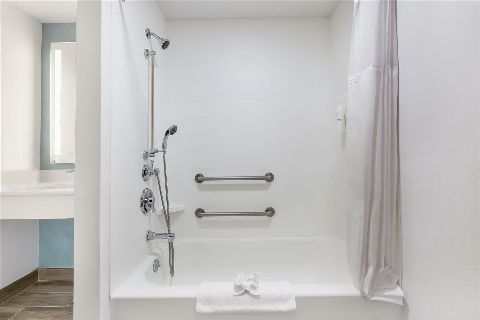 Фото Hilton Garden Inn Mystic/Groton