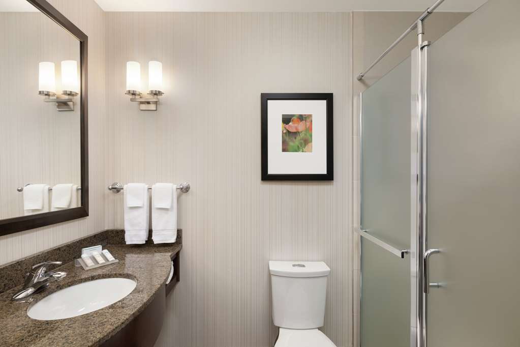 Фото Hilton Garden Inn Stony Brook