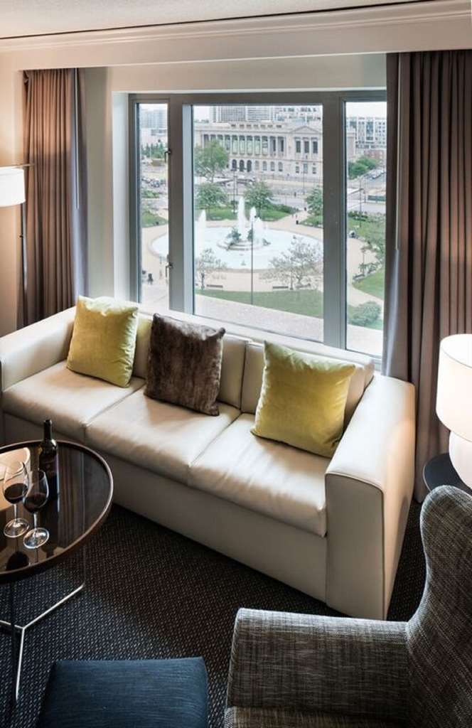 Фото The Logan Philadelphia, Curio Collection by Hilton