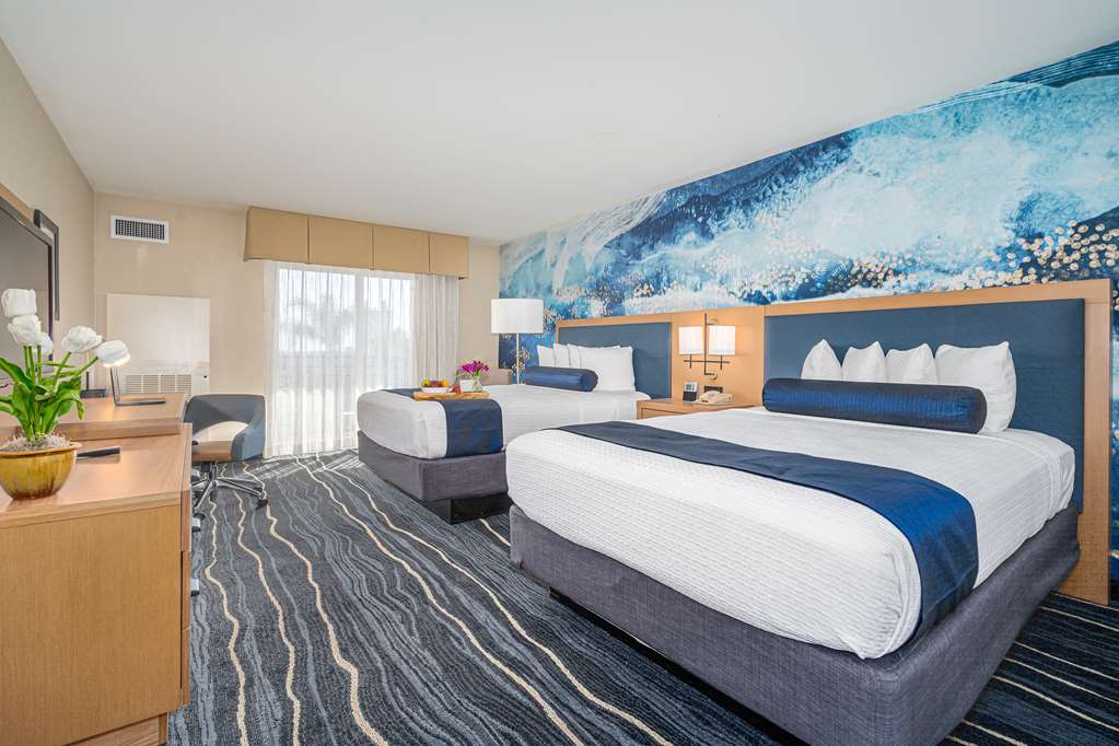 Фото Best Western Plus Marina Gateway Hotel