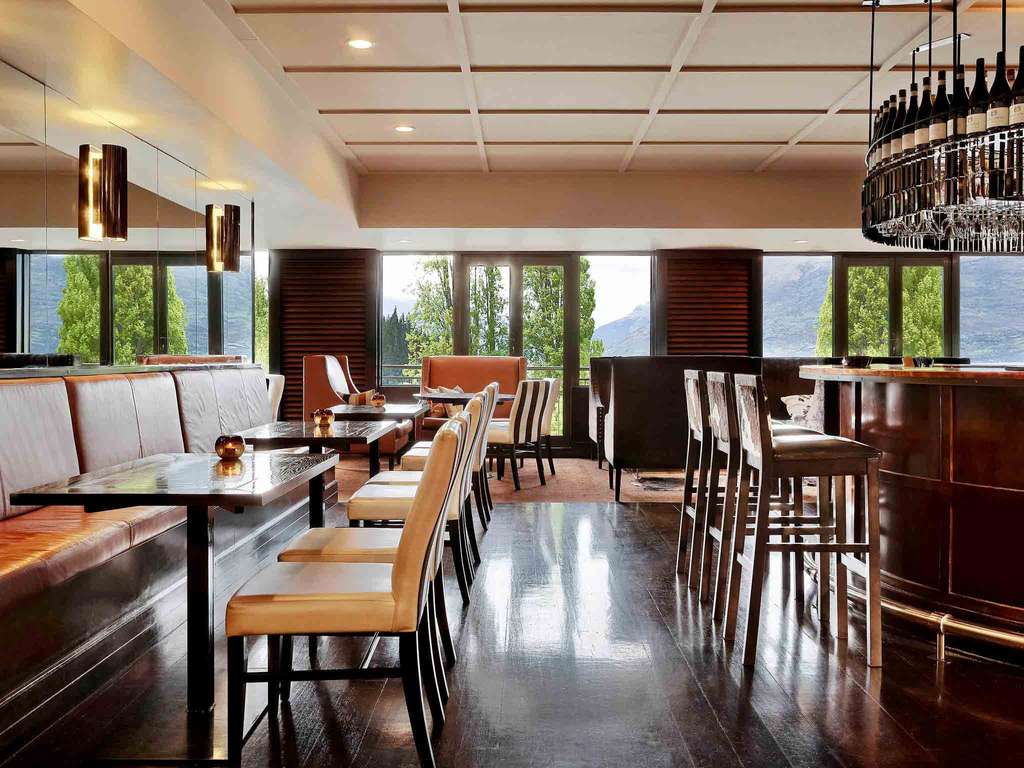 Фото Hotel St. Moritz Queenstown