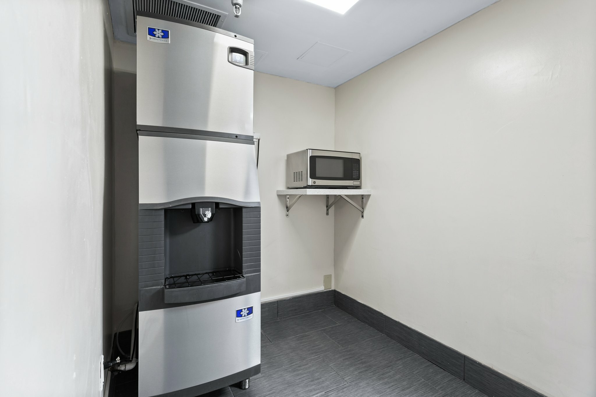 Фото Holiday Inn Tampa Westshore - Airport Area, an Ihg Hotel