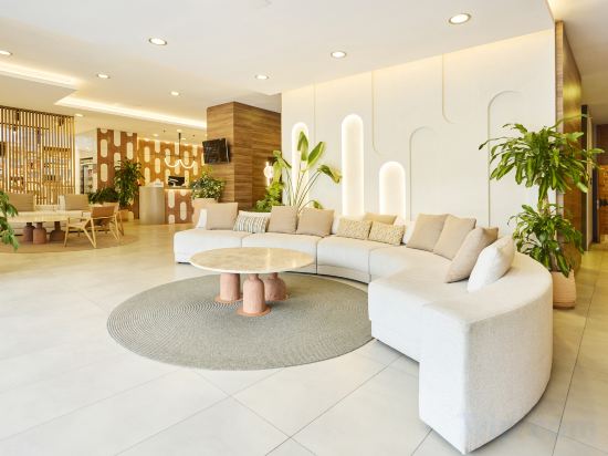 Фото Hilton Garden Inn Sevilla