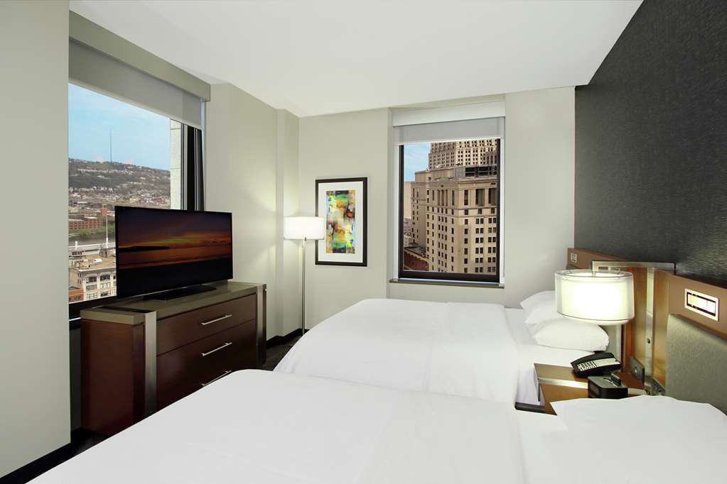 Фото Embassy Suites by Hilton Pittsburgh Downtown