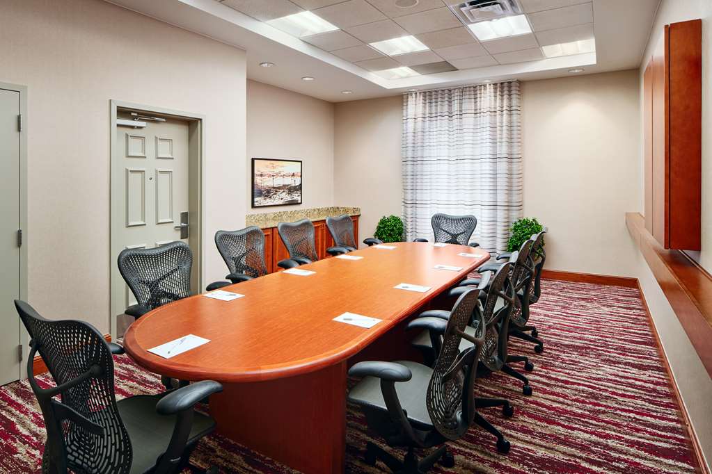 Фото Hilton Garden Inn Schaumburg