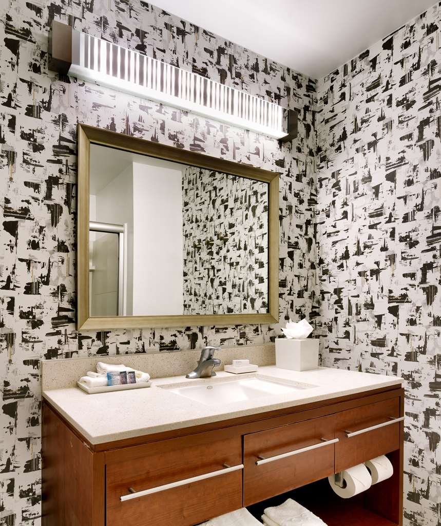 Фото Home2 Suites by Hilton Houston/Katy