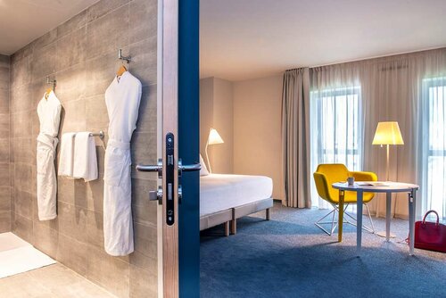 Гостиница Radisson Blu Hotel Bordeaux во Франции