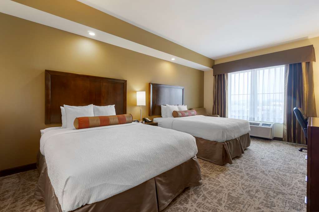 Фото Best Western Plus Lacey Inn & Suites