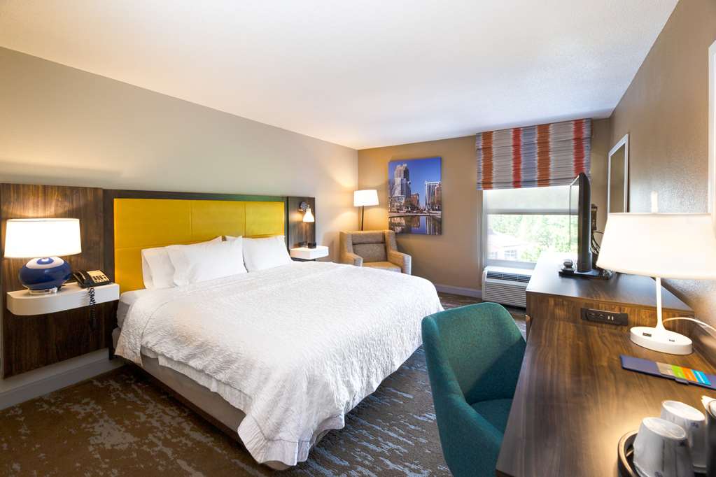 Фото Hampton Inn & Suites Raleigh/Cary I-40