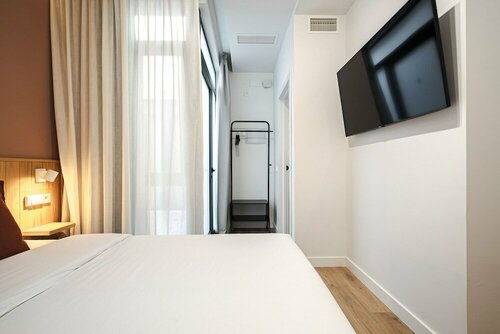 Olala Vallecas Mini Hotel