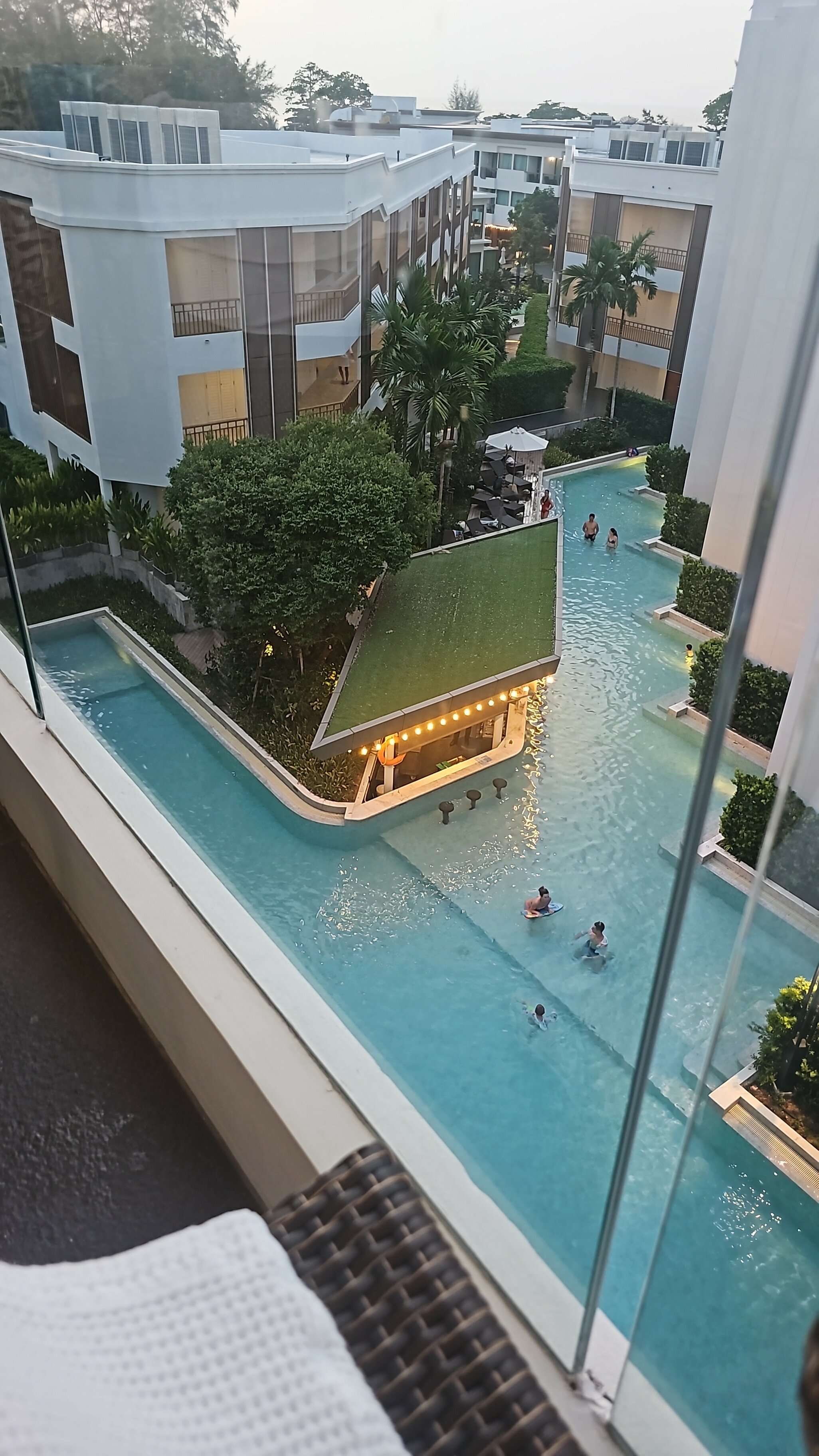 Фото Bella Nara Phuket Naiyang Beach