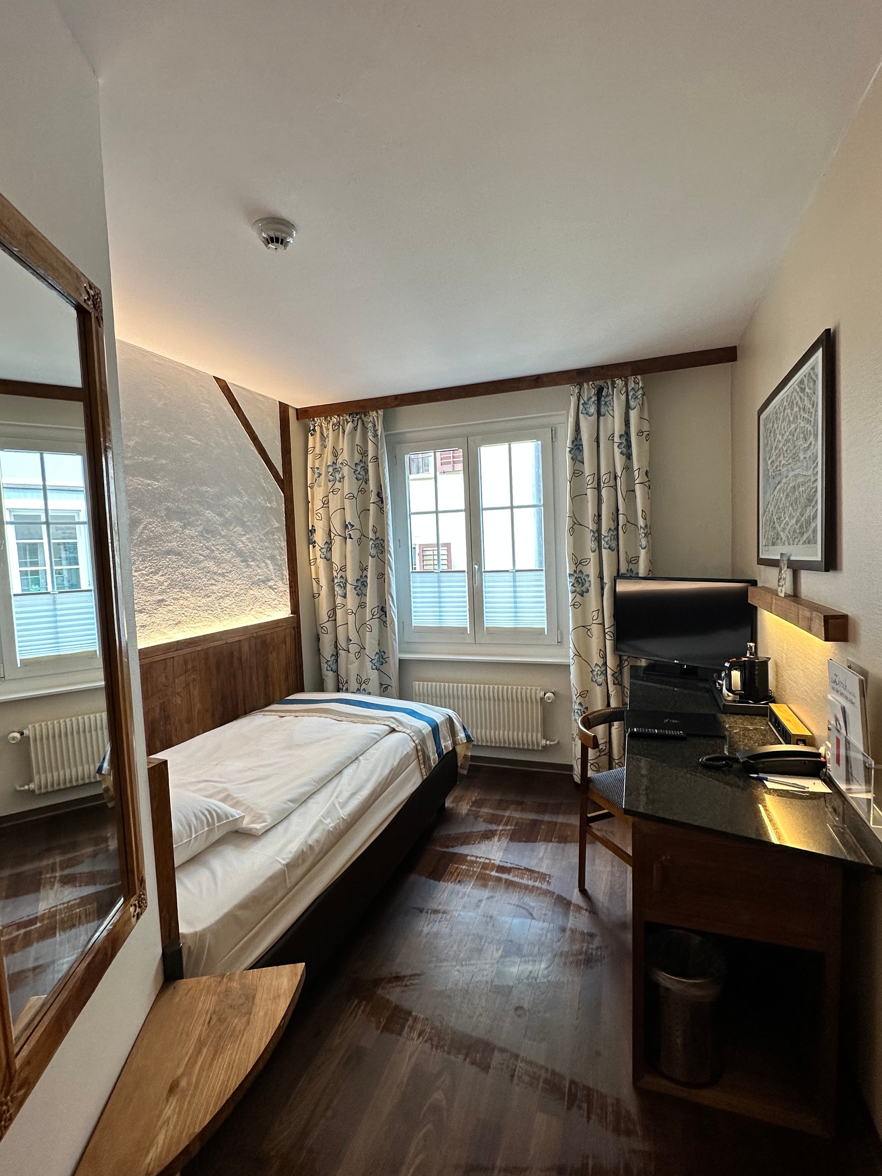 Фото Hotel Adler Zürich