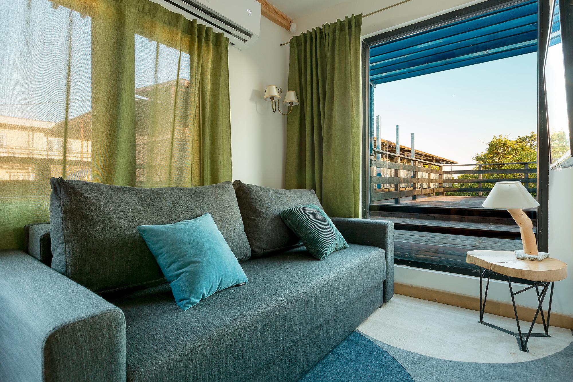 Фото Petra Garden Beach Hotel