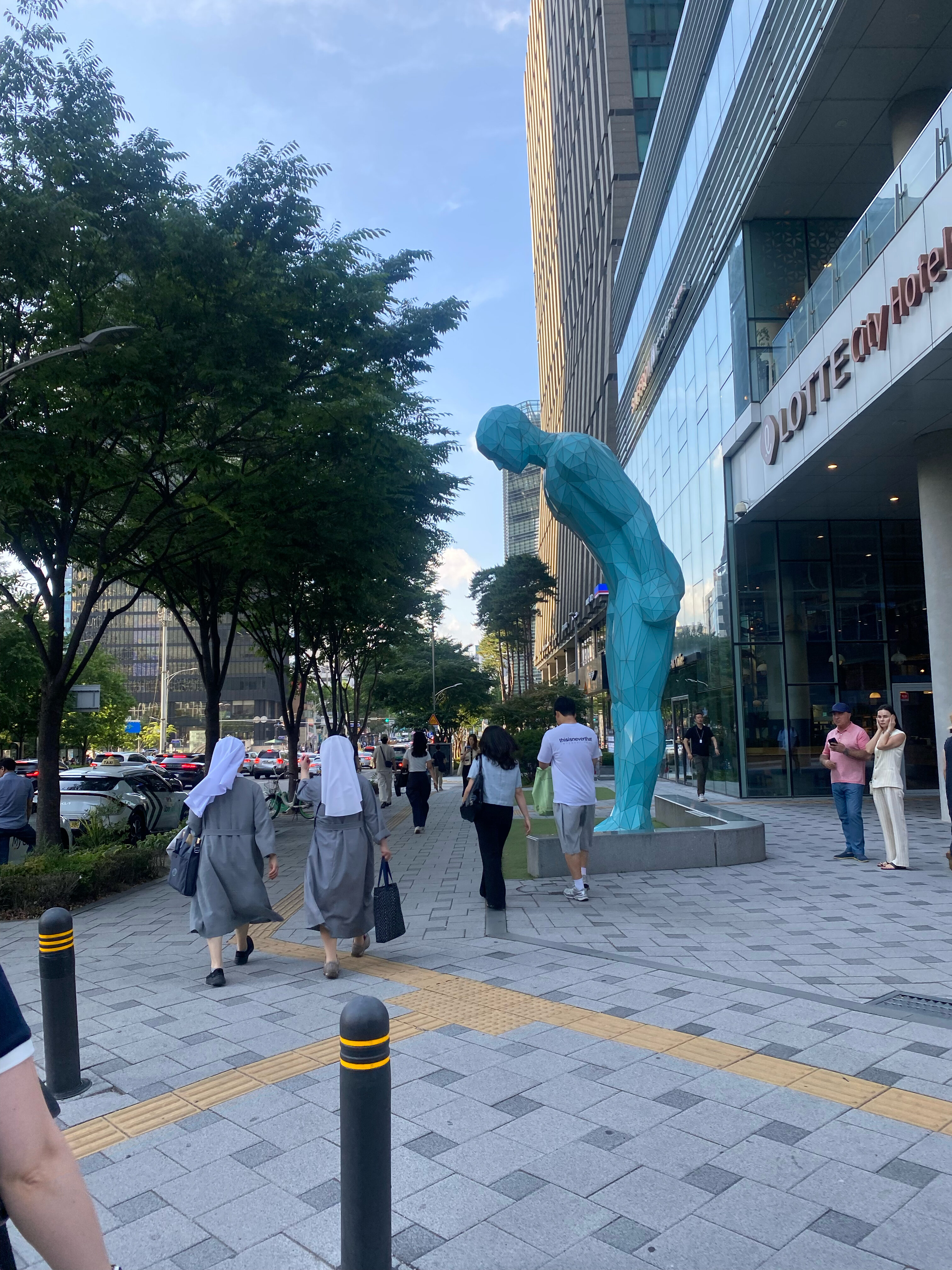 Фото Lotte City Hotel Myeongdong