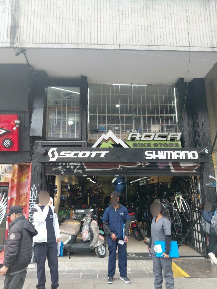 Bicycle shop Roca Bike Store Chapinero, Bogota, photo