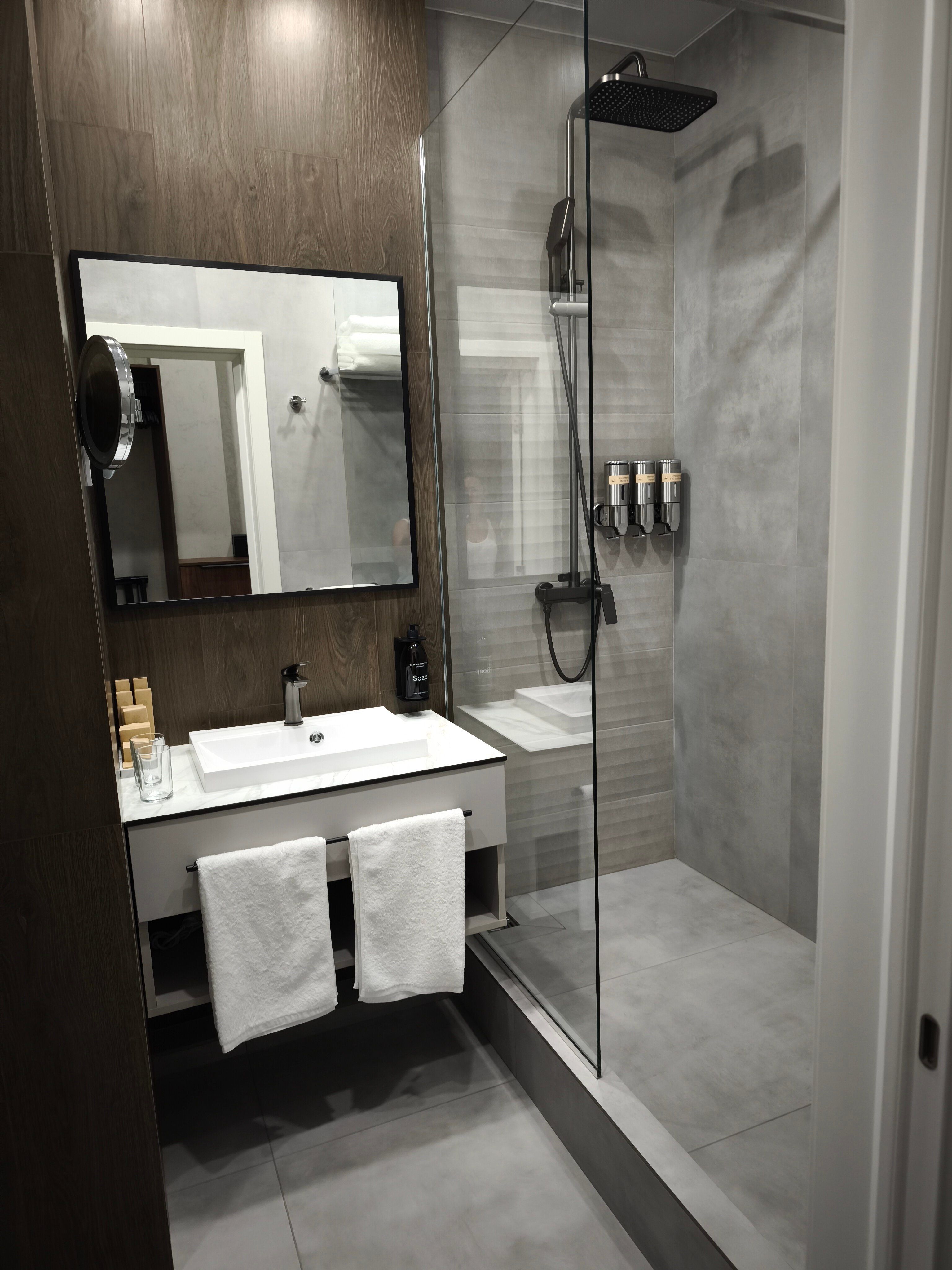 Фото Гефест