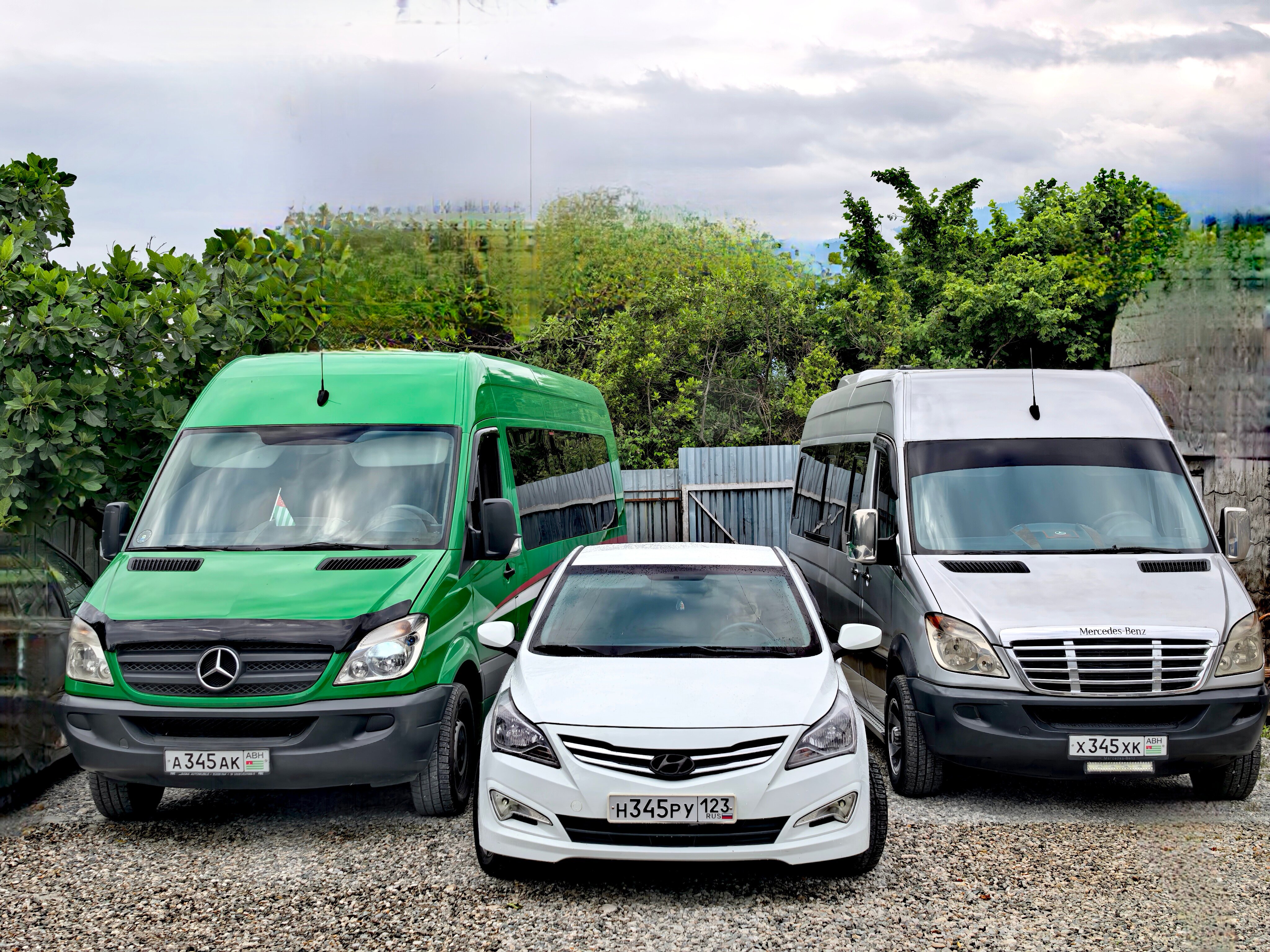 Фото у Норика и Сусанны