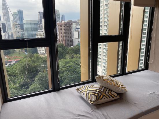 Фото Ceylonz Suites by MyKey Global