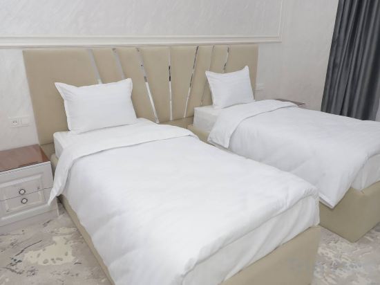 Фото Kok Saroy Plaza Hotel