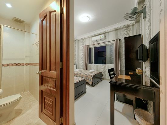 Фото Jasmine Hotel