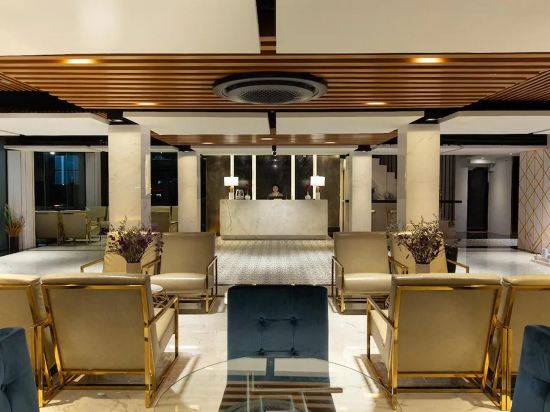 Фото Holatel Phitsanulok