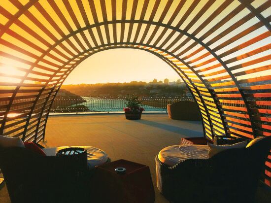 Фото The Yeatman Hotel