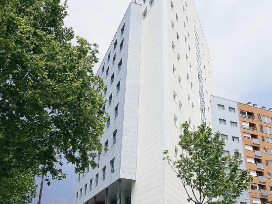 Фото B&b Hotel Barcelona Mollet Porta de Gallecs