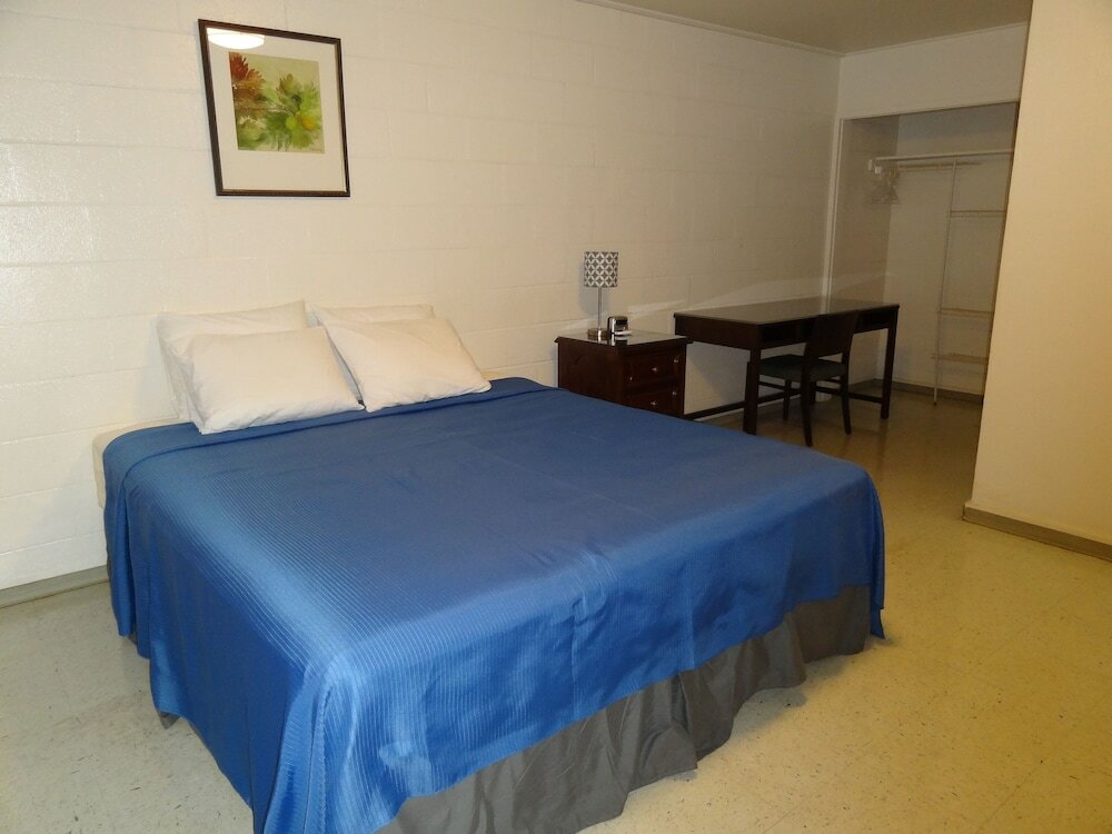 Фото Tip Top Motel Cafe & Bakery