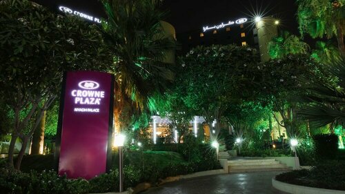 Гостиница Crowne Plaza Riyadh Palace в Эр-Рияде