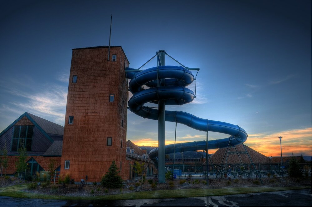 Фото Fairmont Hot Springs Resort