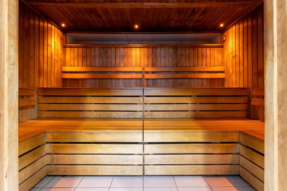 Фото Radisson Hotel Manchester City Centre, A Verified Net Zero Hotel