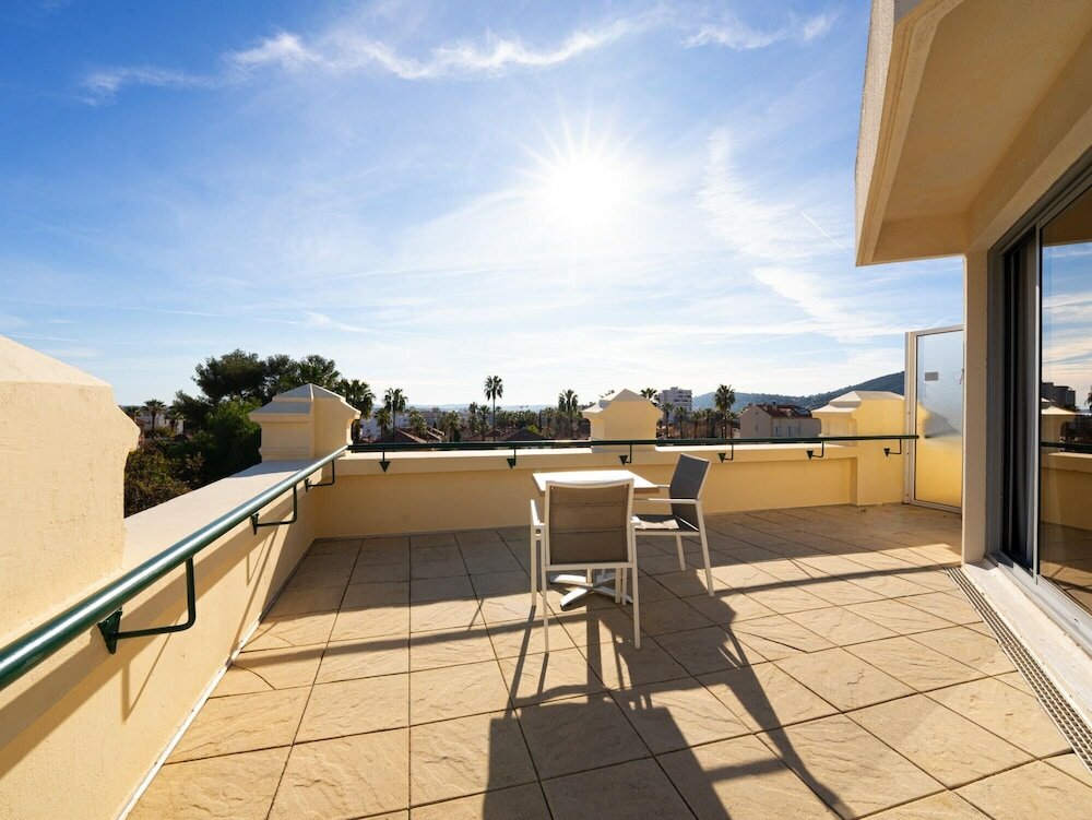 Фото Hotel des Palmiers