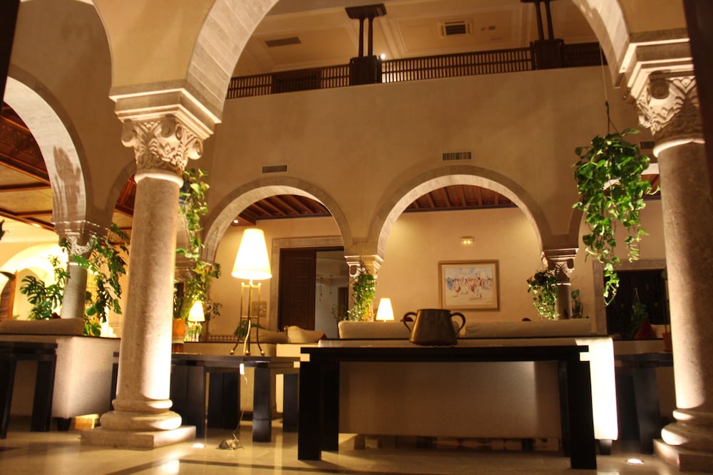 Фото Hotel Borj Dhiafa