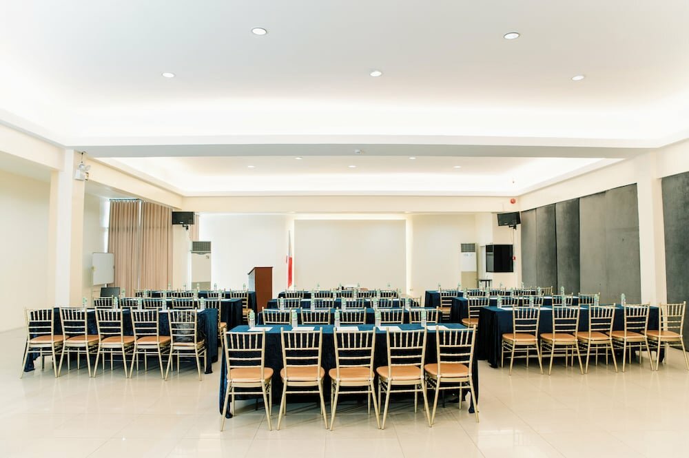 Фото Sun City Suites