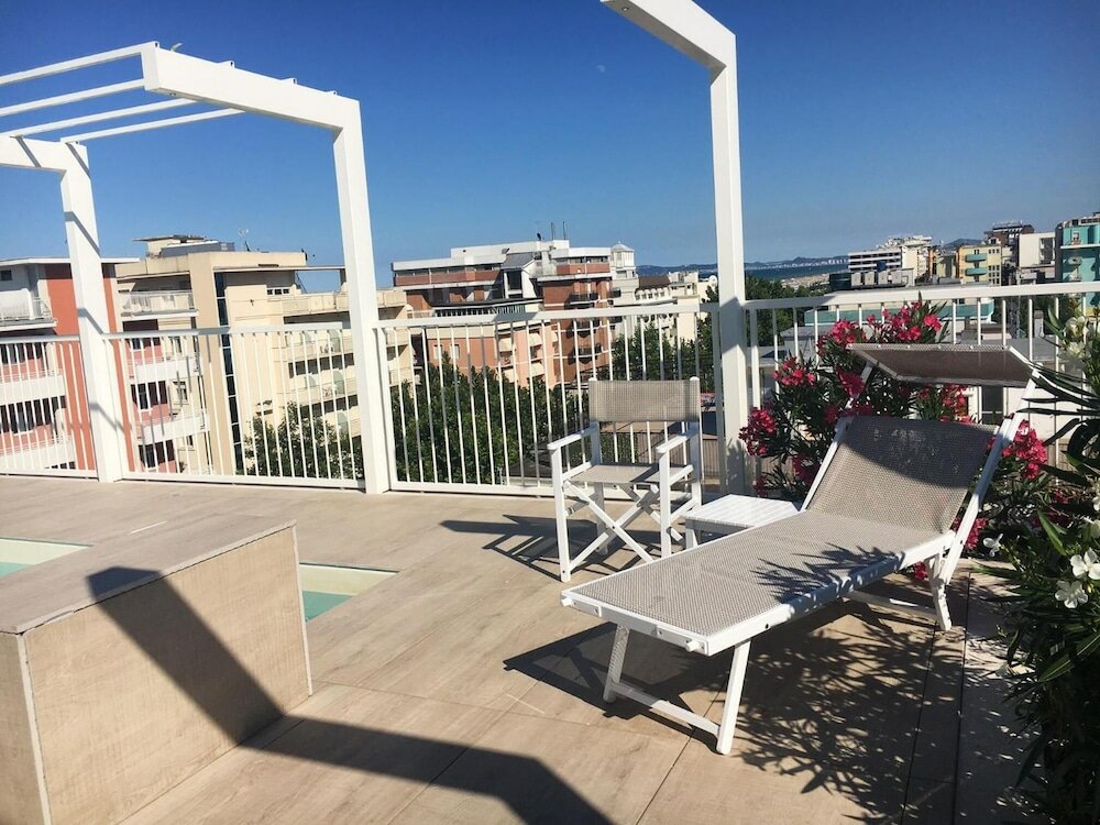 Фото Residence Ten Suite