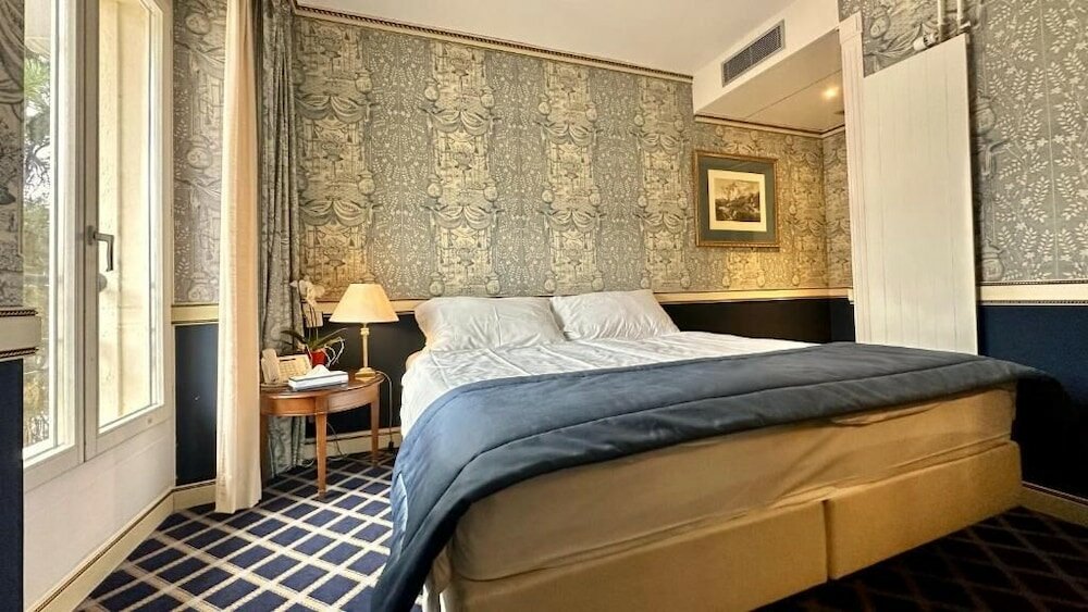 Фото Carlton Lausanne Boutique Hotel